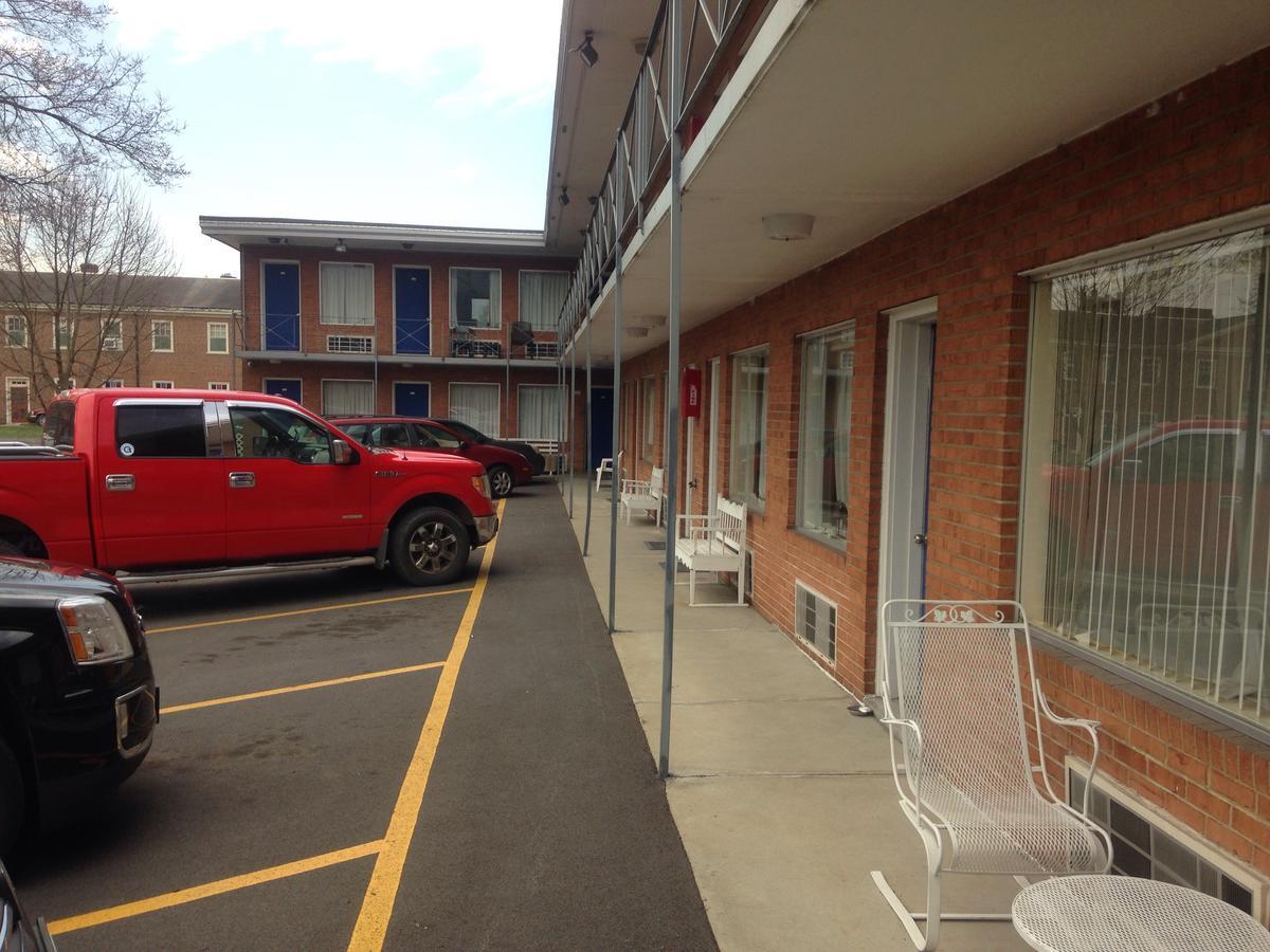 Budget Inn Near Westrock Covington Luaran gambar